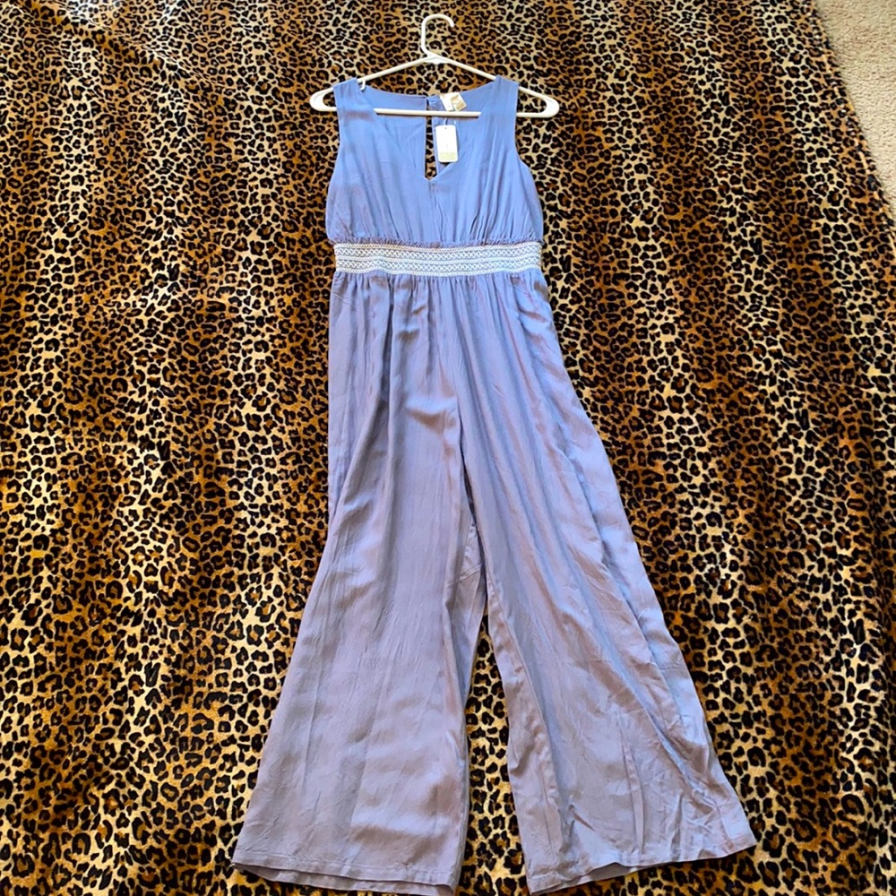 Women’s Jumper *NEW* w/ Tags